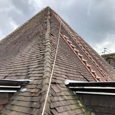 arêtier tuile inter cheminee toiture nord