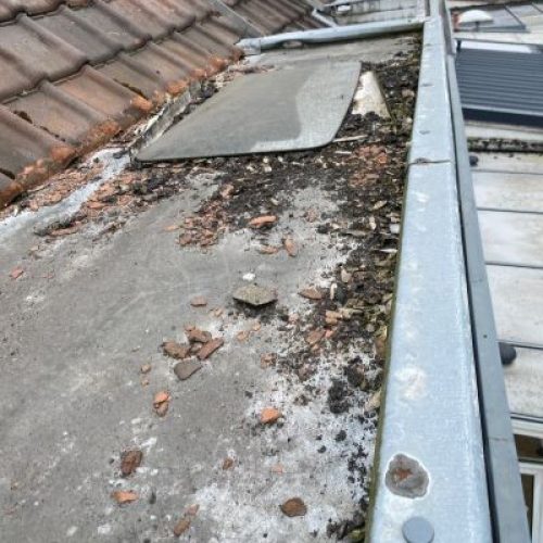 dessus de lucarne zinc inter cheminee toiture nord